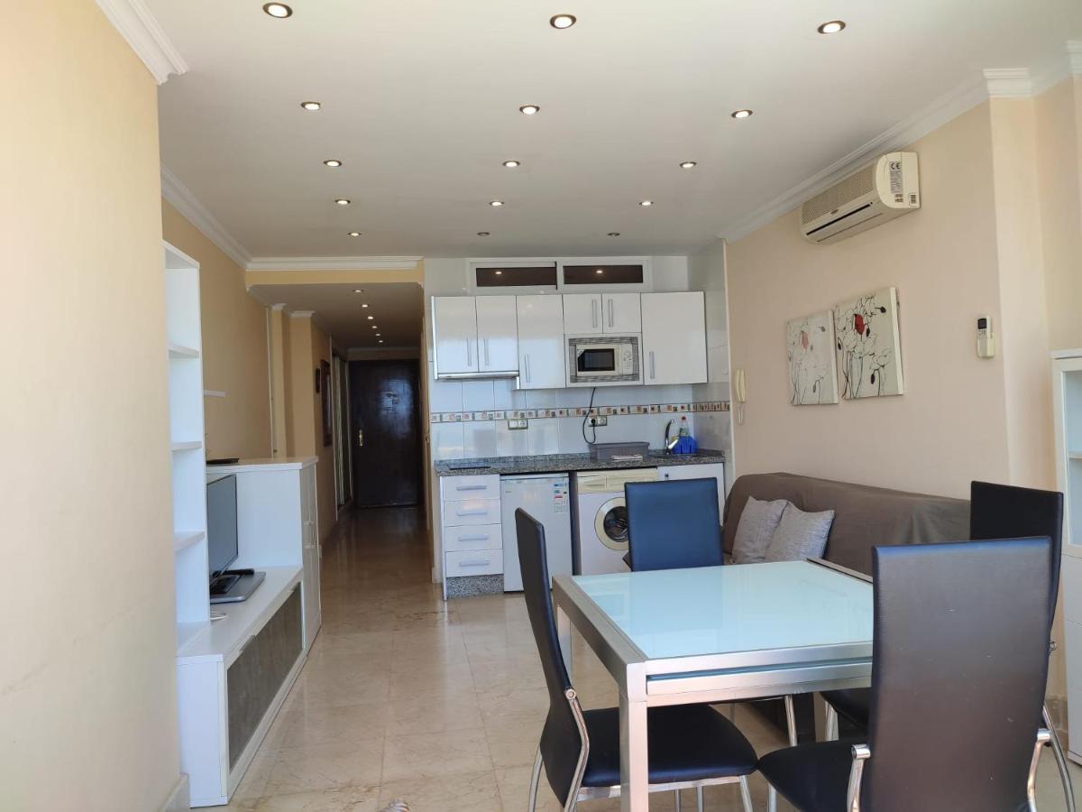 Apartmán Turisstiko La Roca Chica 2 Torremolinos Exteriér fotografie