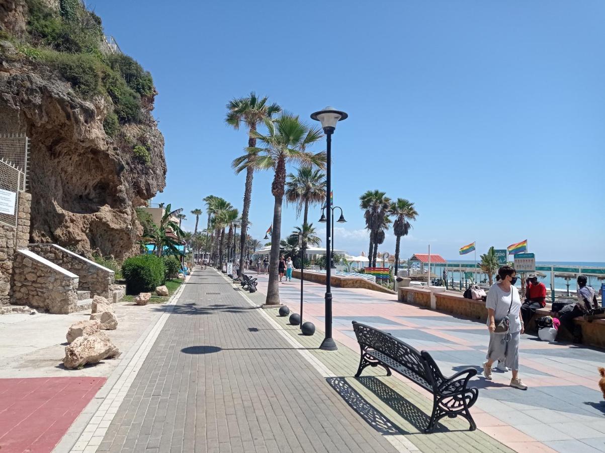 Apartmán Turisstiko La Roca Chica 2 Torremolinos Exteriér fotografie